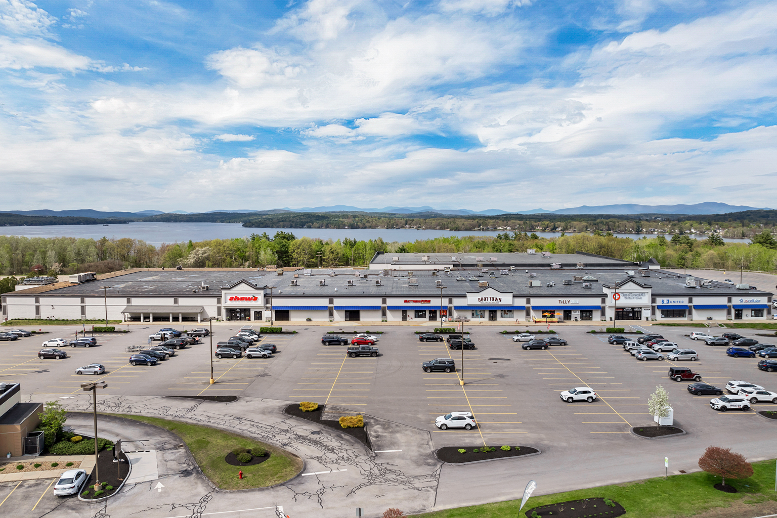 BelknapMallPlaza-003