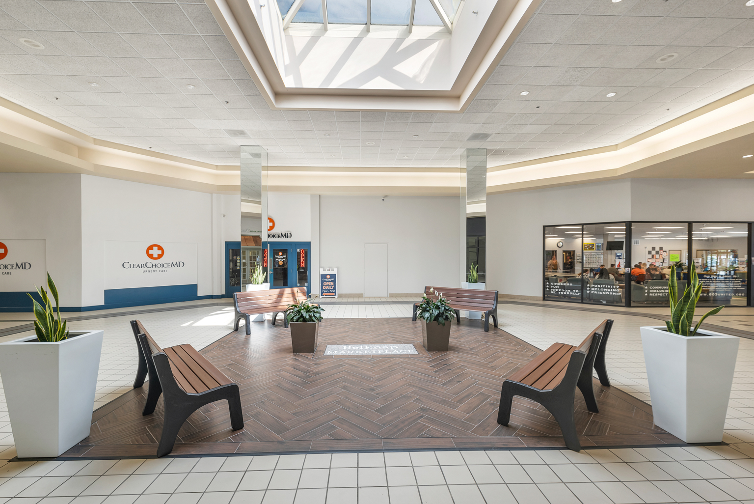 BelknapMallPlaza-052