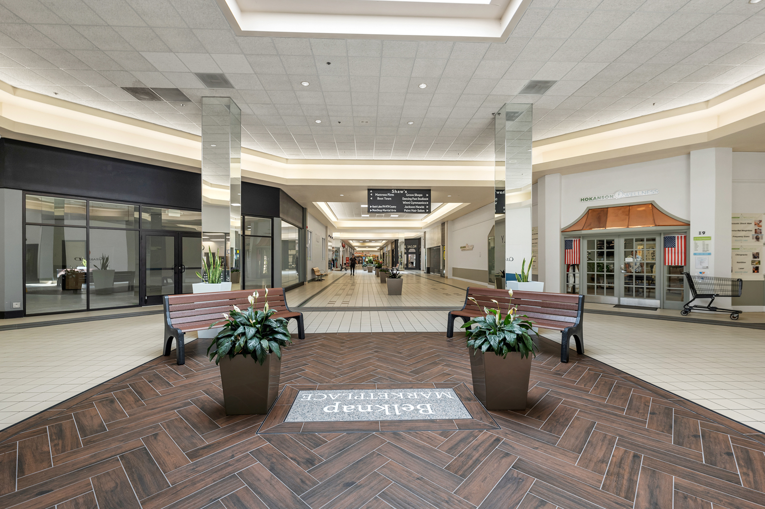 BelknapMallPlaza-055